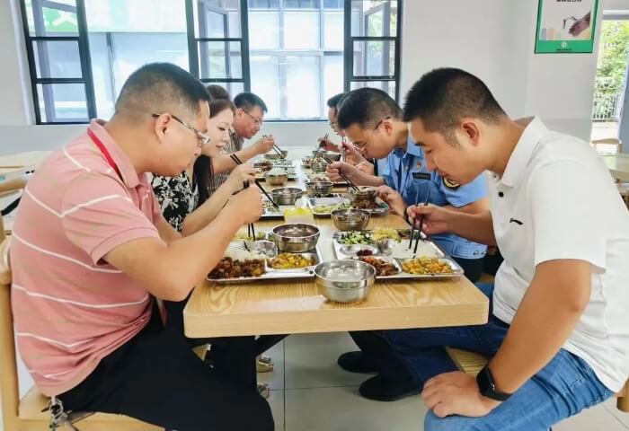 成都天翼學校
