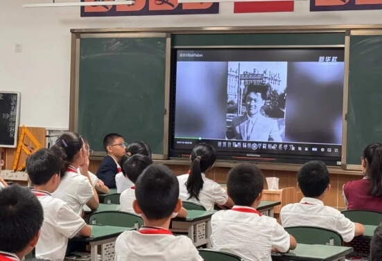 都江堰市嘉祥外國語學(xué)校