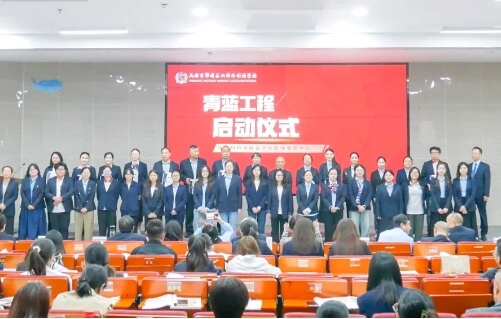 成都市郫都區(qū)川科外國語學(xué)校