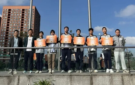 成都市實(shí)驗(yàn)外國(guó)語學(xué)校