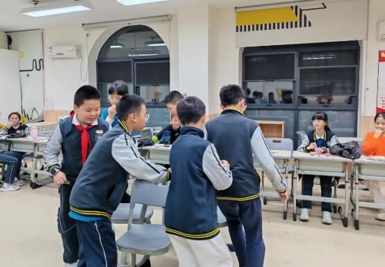 成都市金牛區(qū)協(xié)同外語學校