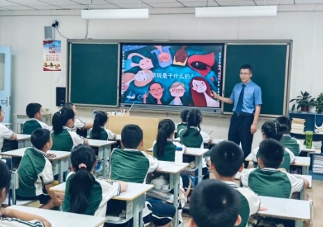 成都新世紀(jì)外國語學(xué)校