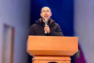 2025年成都市郫都區(qū)綿實(shí)外國(guó)語(yǔ)學(xué)校地址在哪里_交通便利嗎