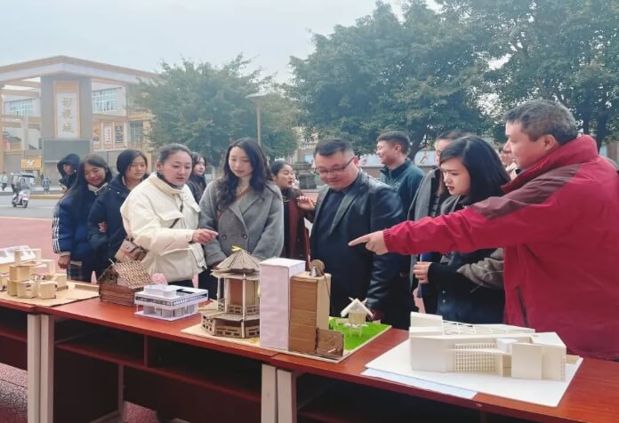 成都市大邑縣正卓教育職業(yè)學校