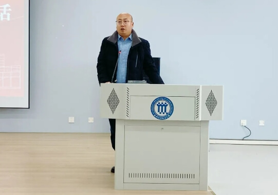 德陽科貿職業(yè)學院中職部