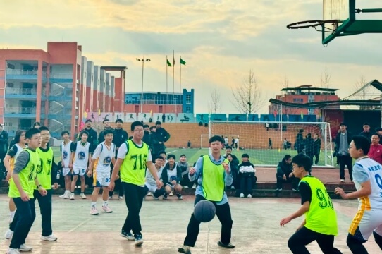 射洪綠然國(guó)際學(xué)校