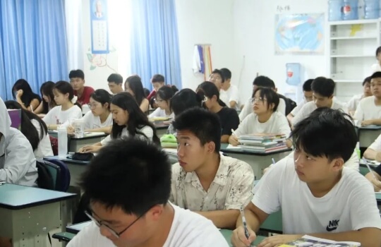 成都廣信數(shù)字技術(shù)職業(yè)學(xué)校