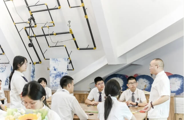 新川外國語