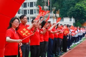 2025年成都市龍泉驛區(qū)東競(jìng)高級(jí)中學(xué)辦學(xué)條件_辦學(xué)歷史