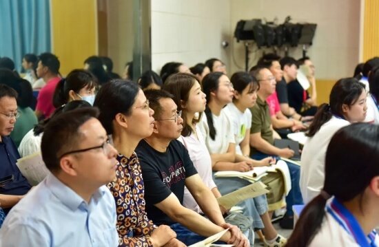 成都市溫江區(qū)燎原職業(yè)技術學校